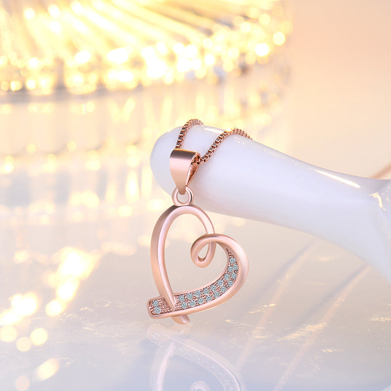 Women's Heart Necklace Hollow Clavicle Chain